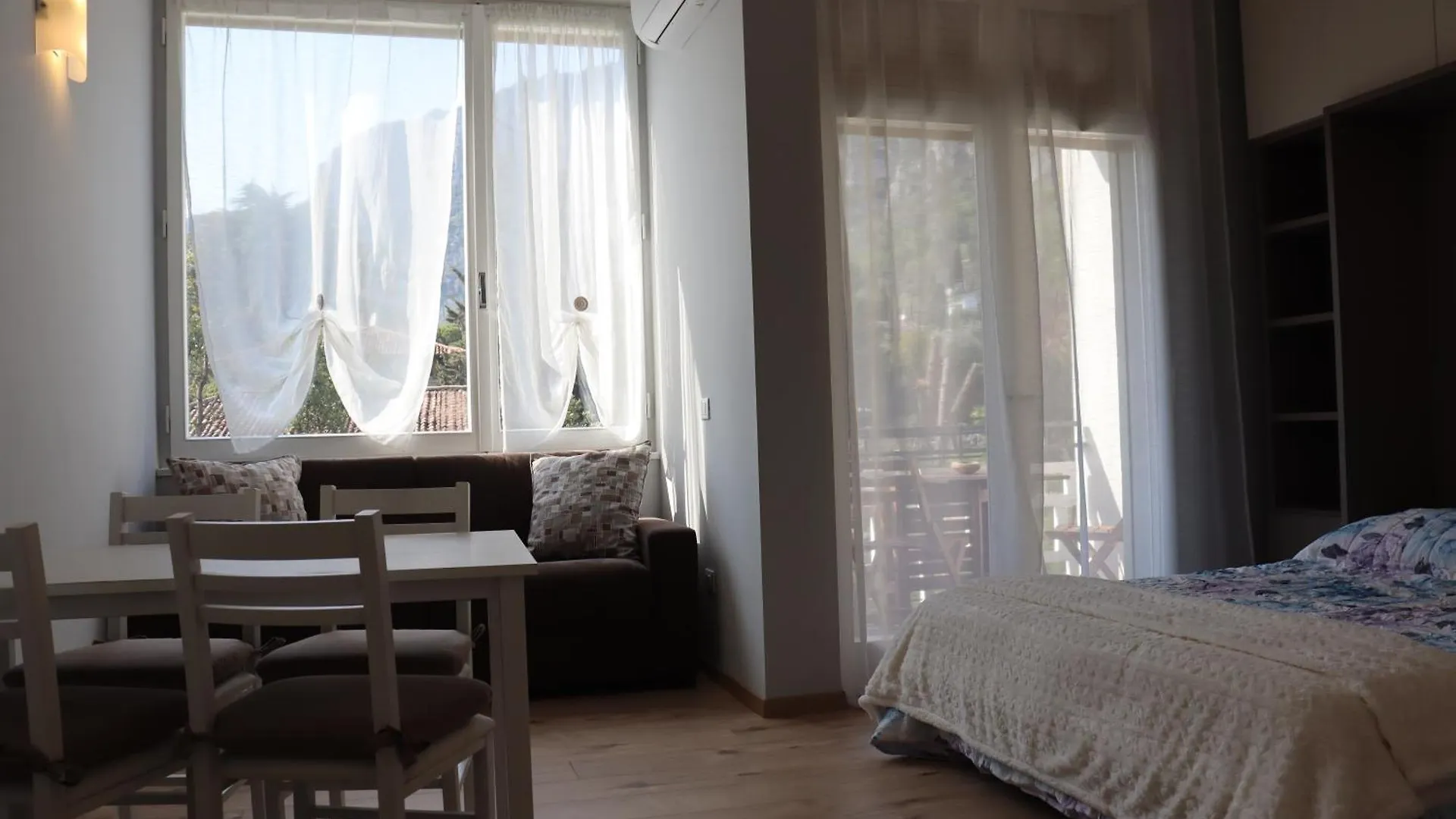 Monika Holiday 217 Lake Dream Garda  Italien