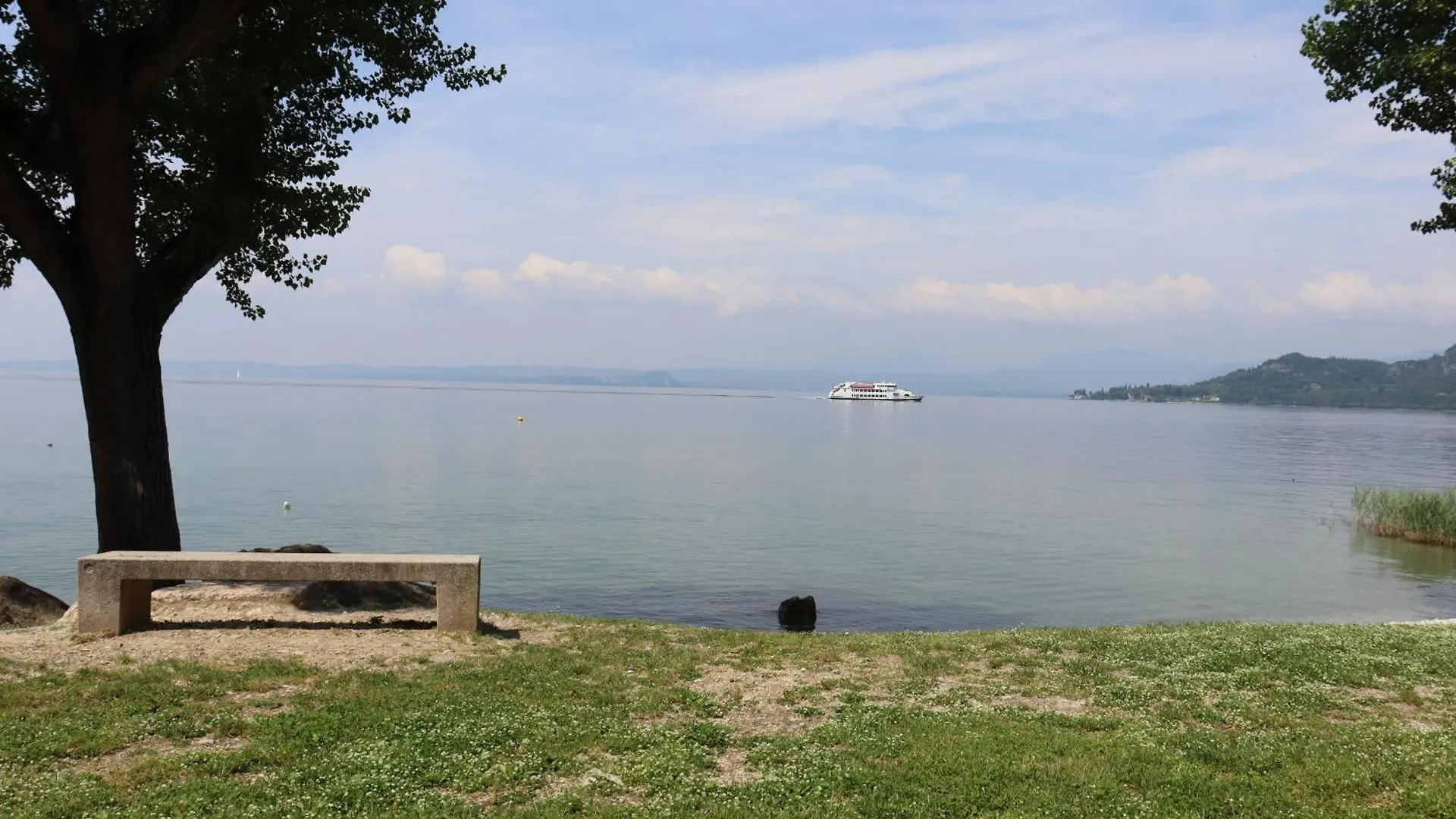 Monika Holiday 217 Lake Dream Garda  0*, Garda (Verona)